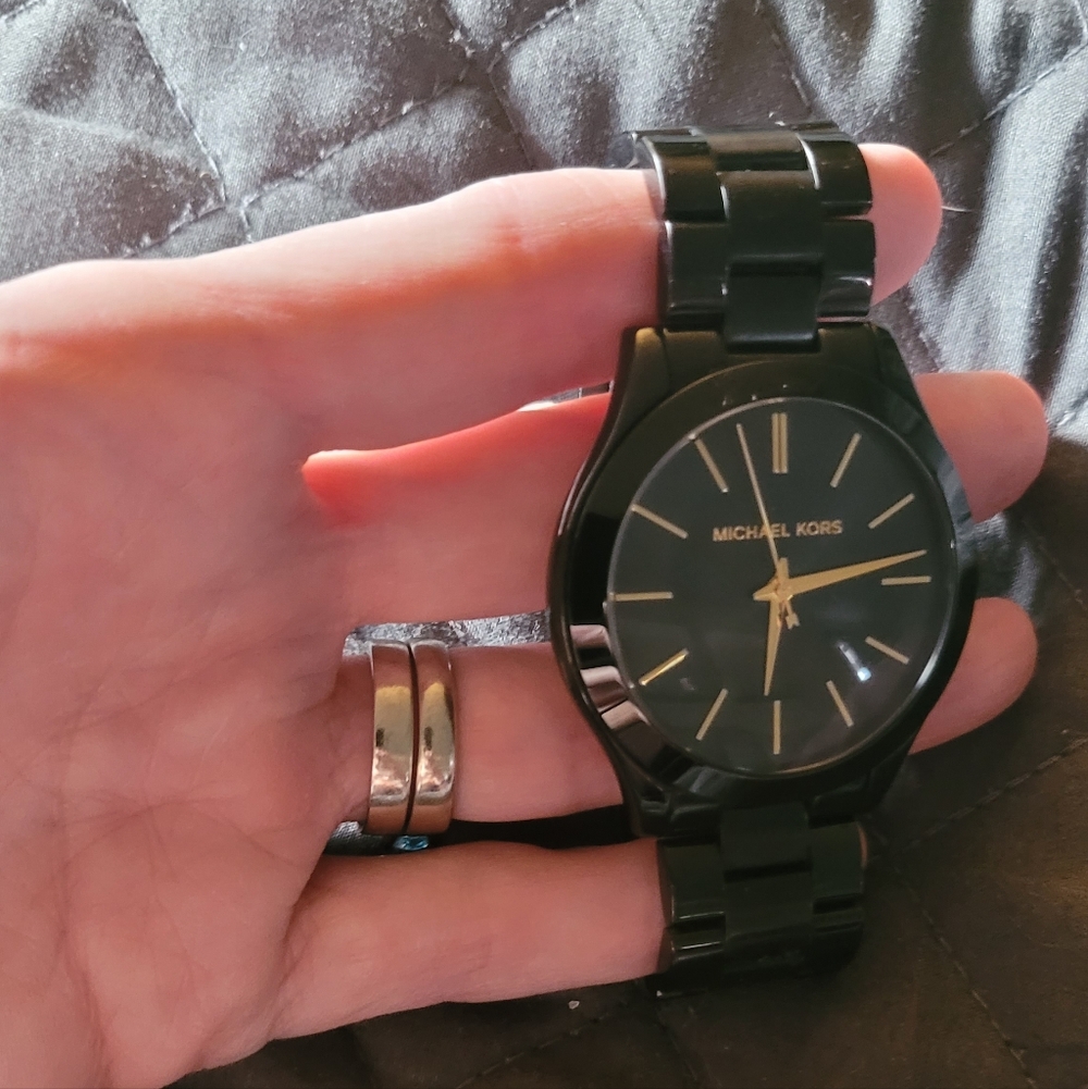 Michael Kors Glossy Black Timepiece